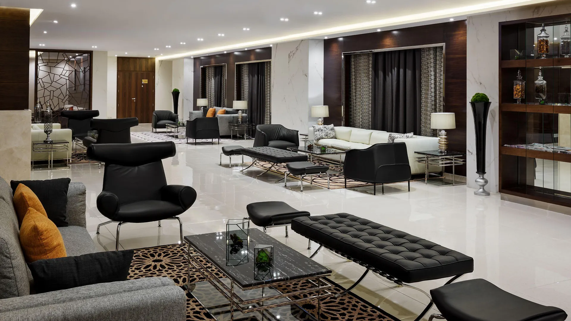 M Hotel Makkah By Millennium Mecca 4*,