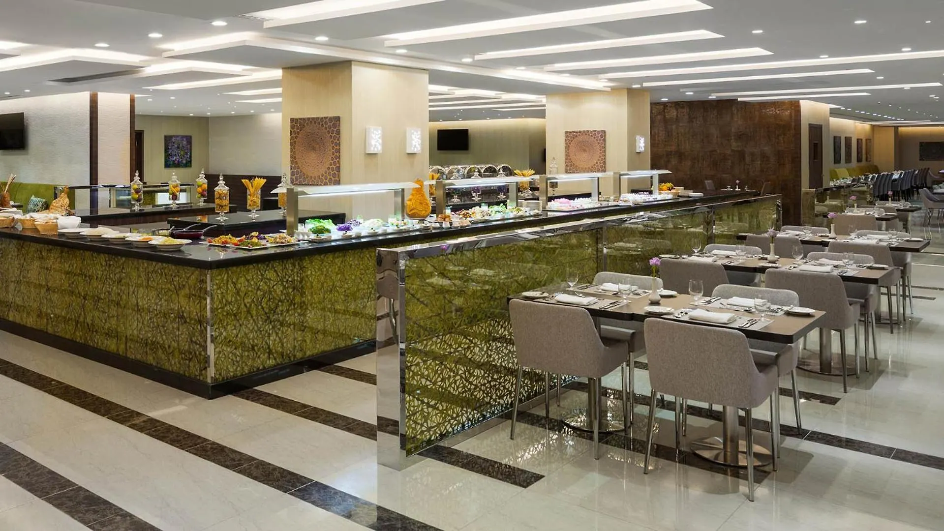 M Hotel Makkah By Millennium Mecca