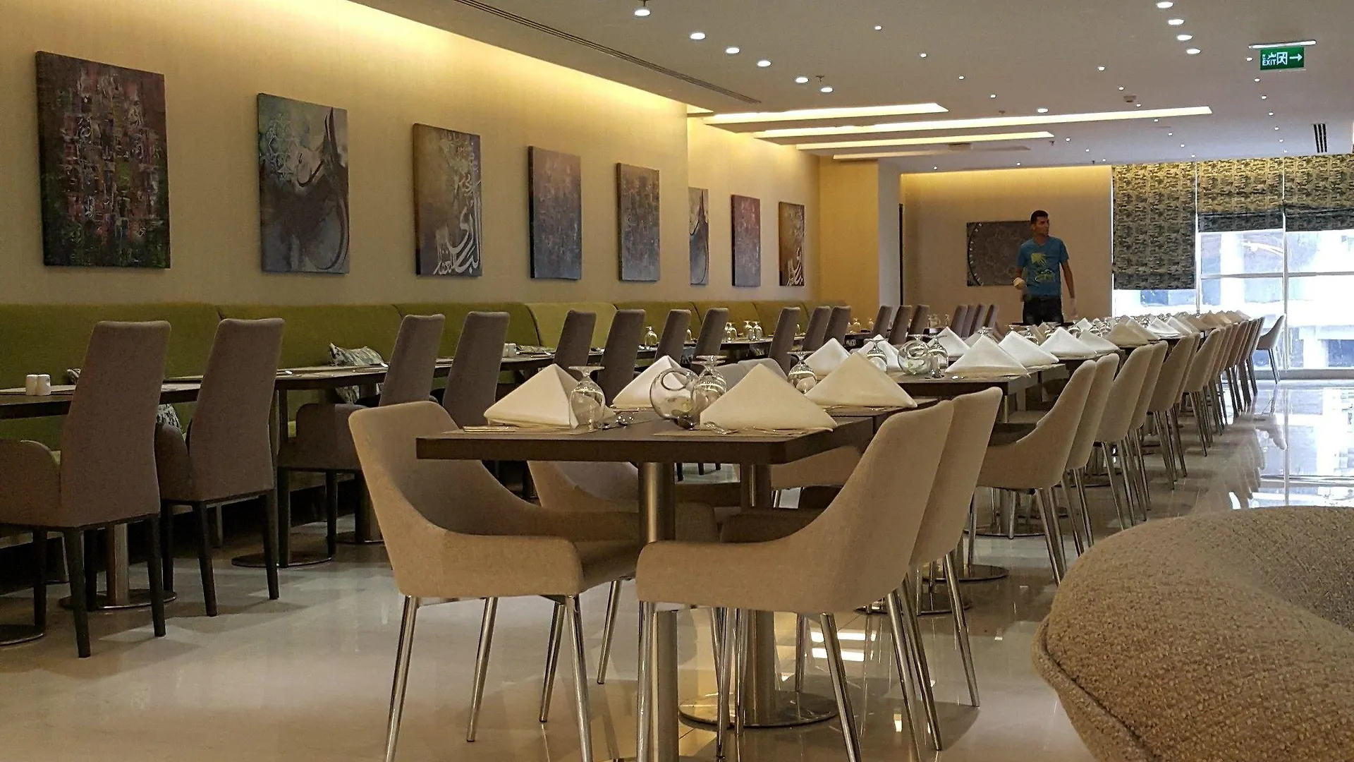 M Hotel Makkah By Millennium Mekke 5*,